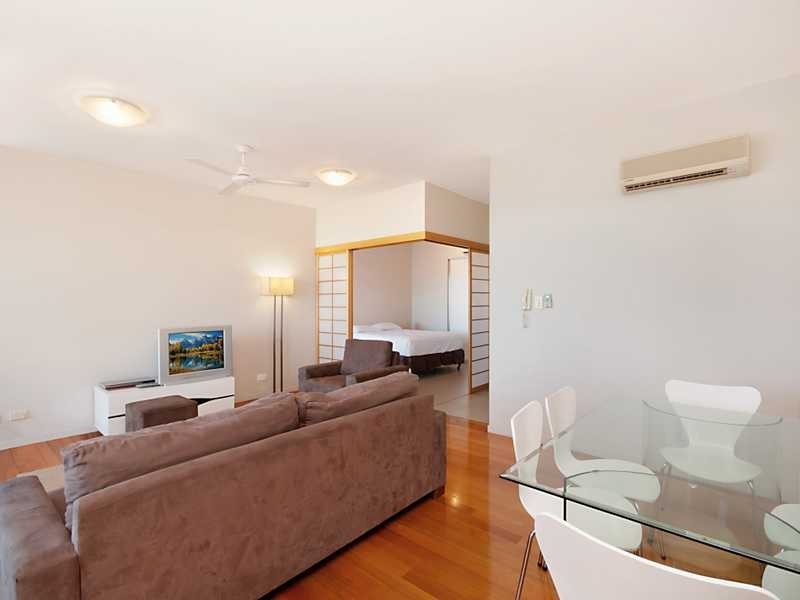 Unit/6/9 Little Street, Belgian Gardens QLD 4810