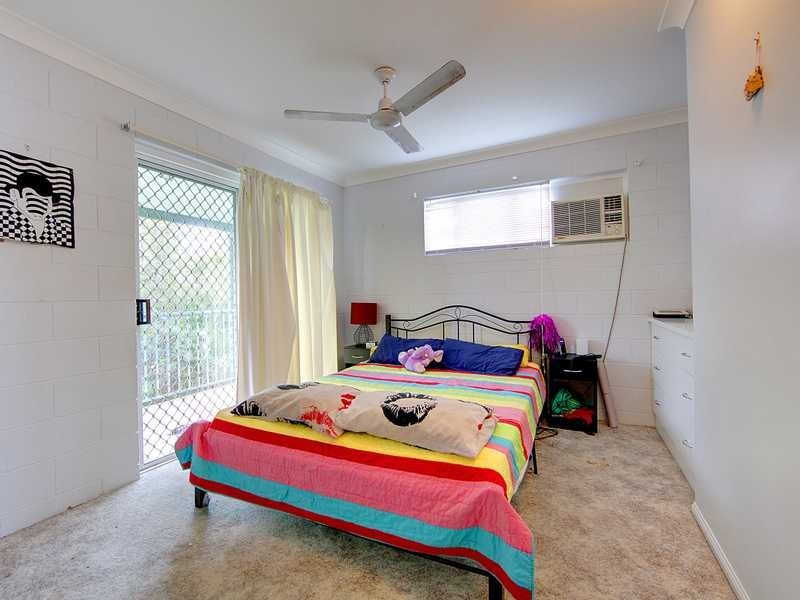 Unit 3/13 Lamington Rd, West End QLD 4810