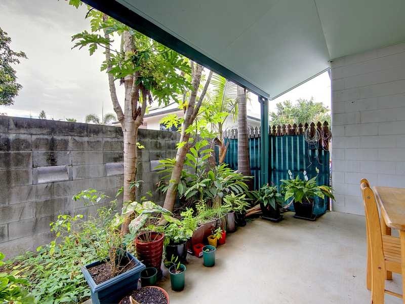 Unit 4/13 Lamington Rd, West End QLD 4810