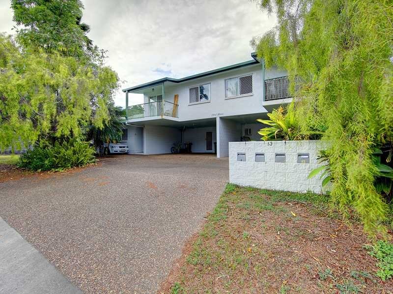 Unit 4/13 Lamington Rd, West End QLD 4810