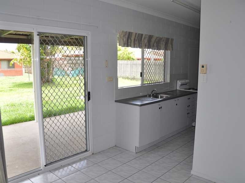 393 Charles Street, Kirwan QLD 4817