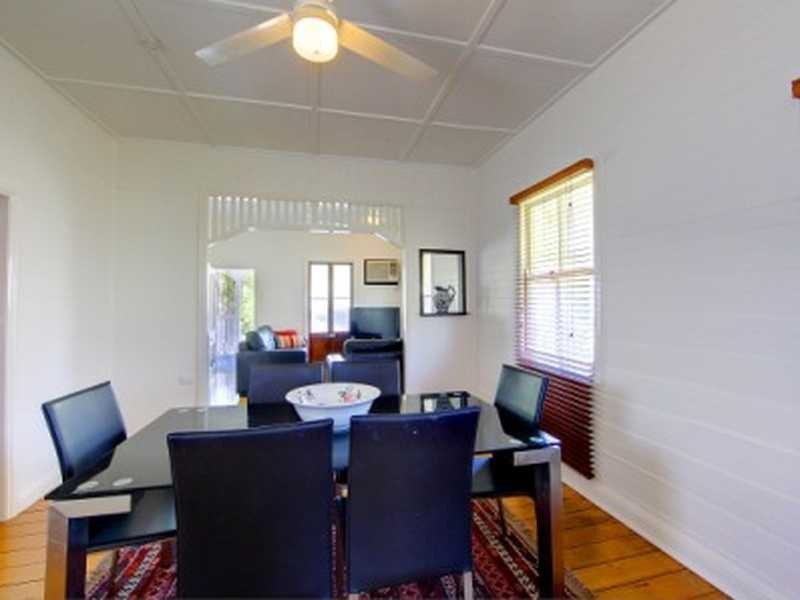 15 Ninth Avenue, Railway Estate QLD 4810