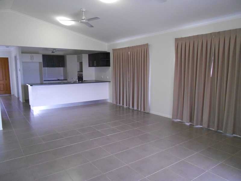 30 Dundabella Drive, Deeragun QLD 4818