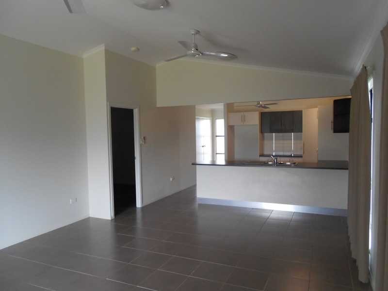 30 Dundabella Drive, Deeragun QLD 4818