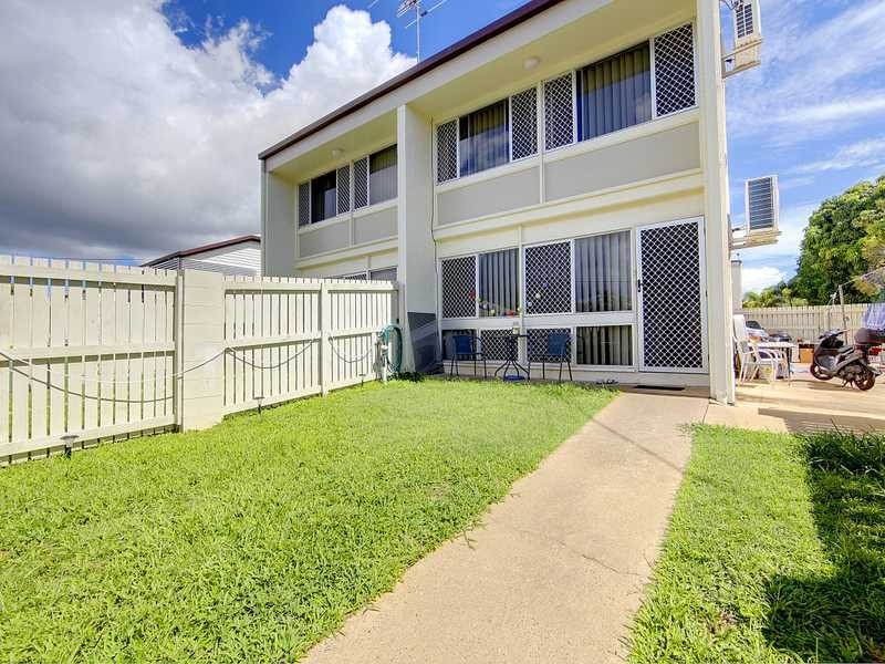 Unit 2/165 Francis Street, West End QLD 4810