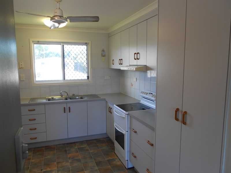 19 Julia Street, Kirwan QLD 4817