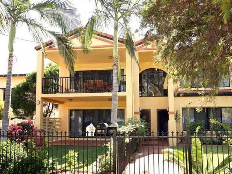 Unit 2/14 Palm Street, Rowes Bay QLD 4810