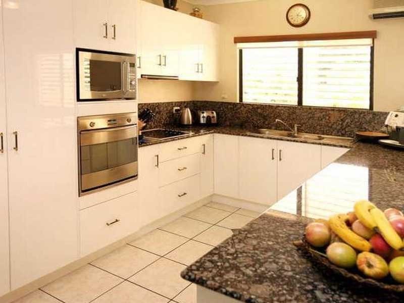 Unit 2/14 Palm Street, Rowes Bay QLD 4810