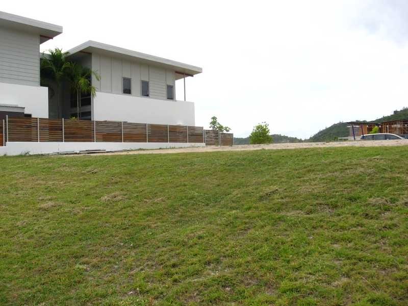 2 Terrace Place, Magnetic Island QLD 4819