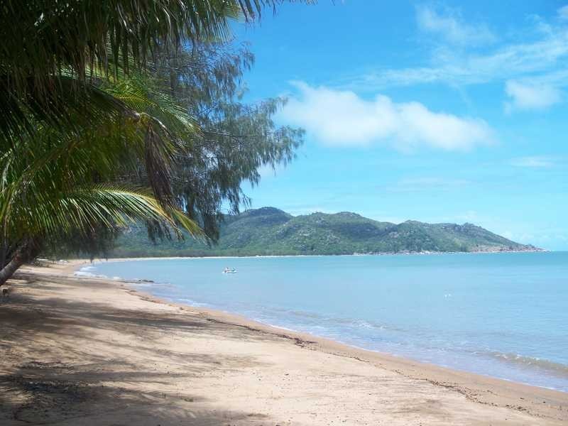 72 Henry Lawson Street, Horseshoe Bay QLD 4819