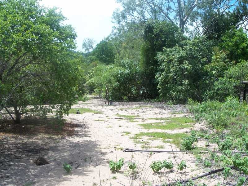 72 Henry Lawson Street, Horseshoe Bay QLD 4819