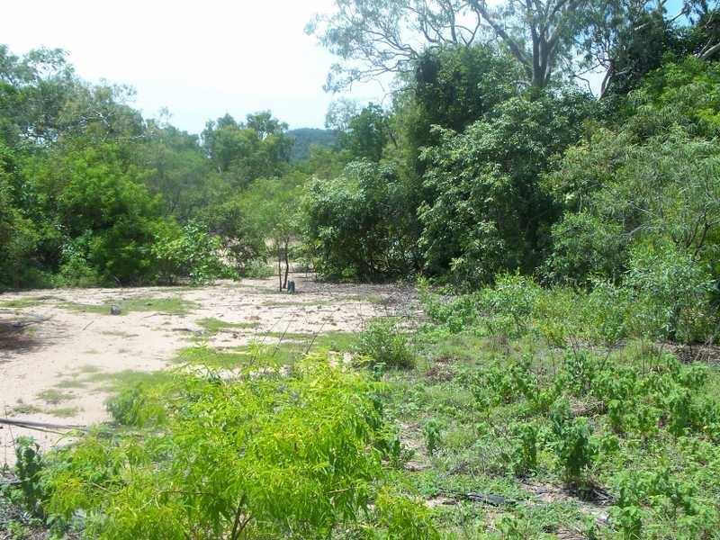 72 Henry Lawson Street, Horseshoe Bay QLD 4819