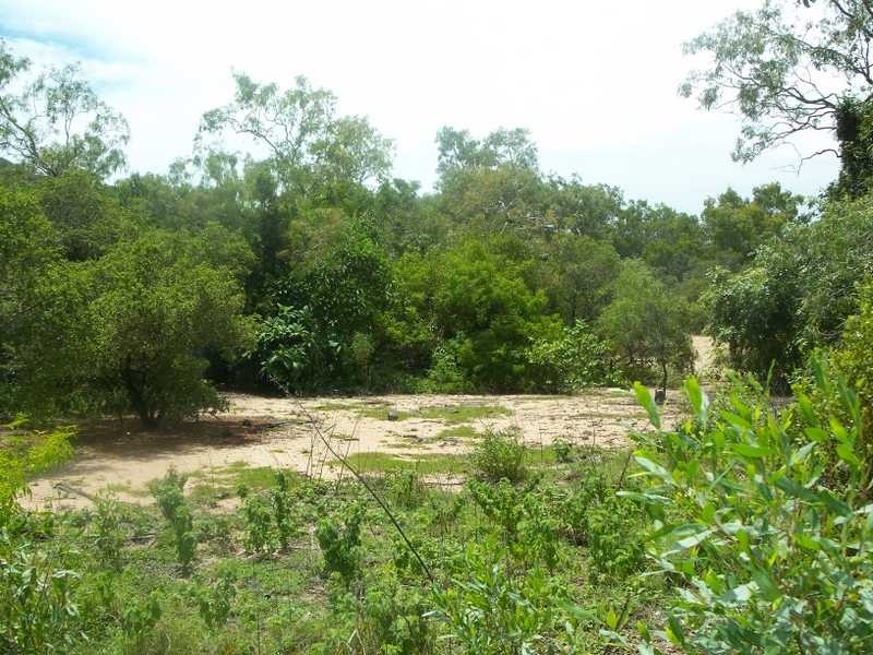 72 Henry Lawson Street, Horseshoe Bay QLD 4819