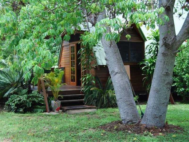 8 Somerset Court, Magnetic Island QLD 4819