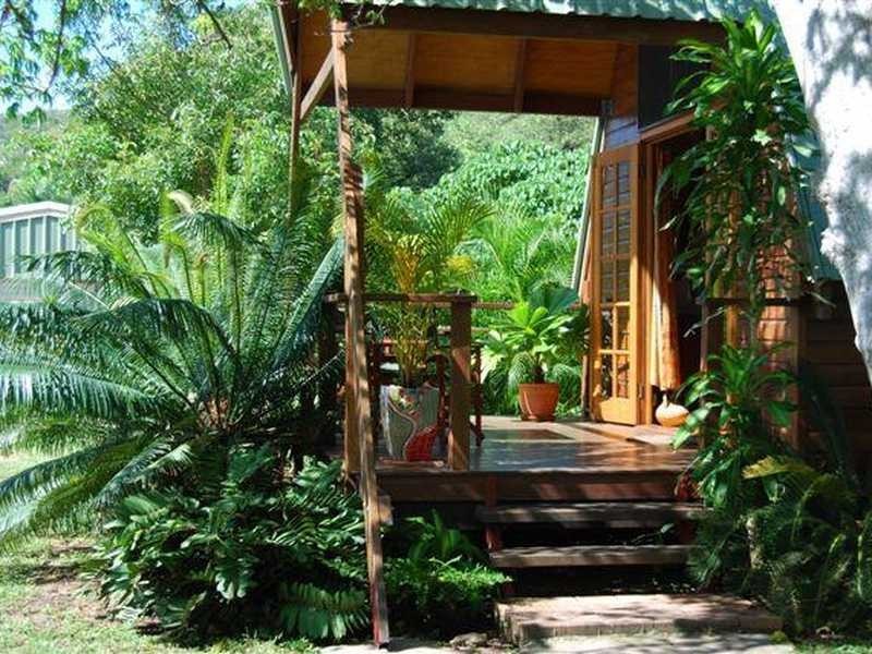 8 Somerset Court, Magnetic Island QLD 4819