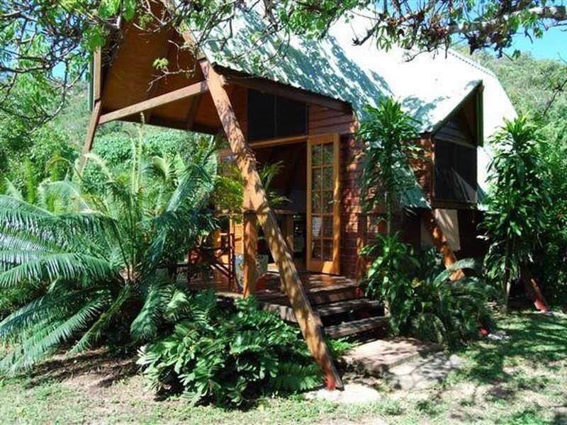 8 Somerset Court, Magnetic Island QLD 4819