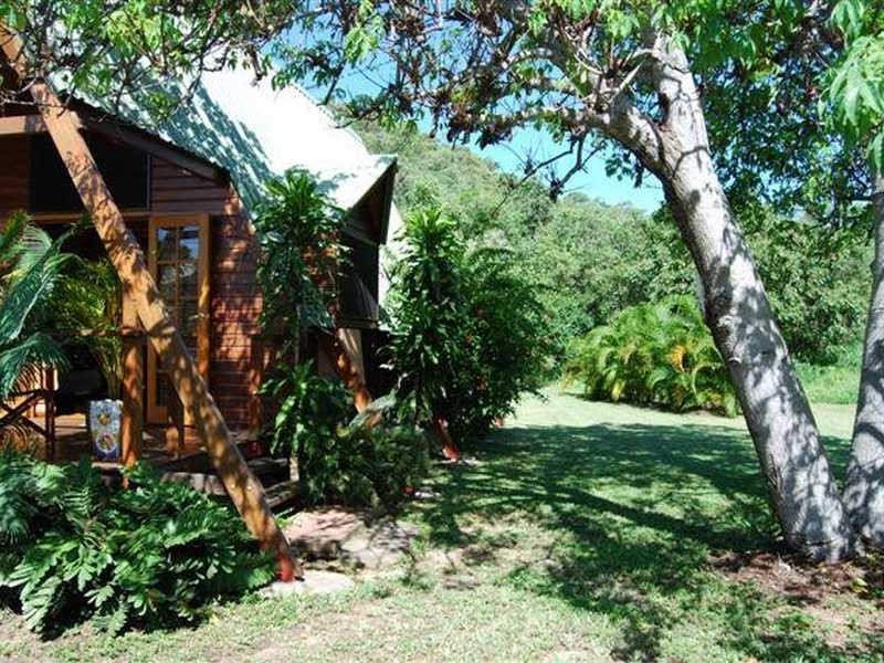 8 Somerset Court, Magnetic Island QLD 4819