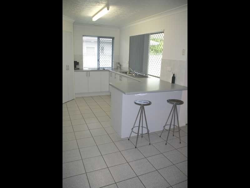 16 Bluebell Way, Kirwan QLD 4817