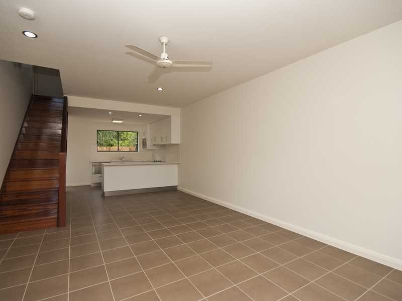 3/9 Marine Parade, Magnetic Island QLD 4819