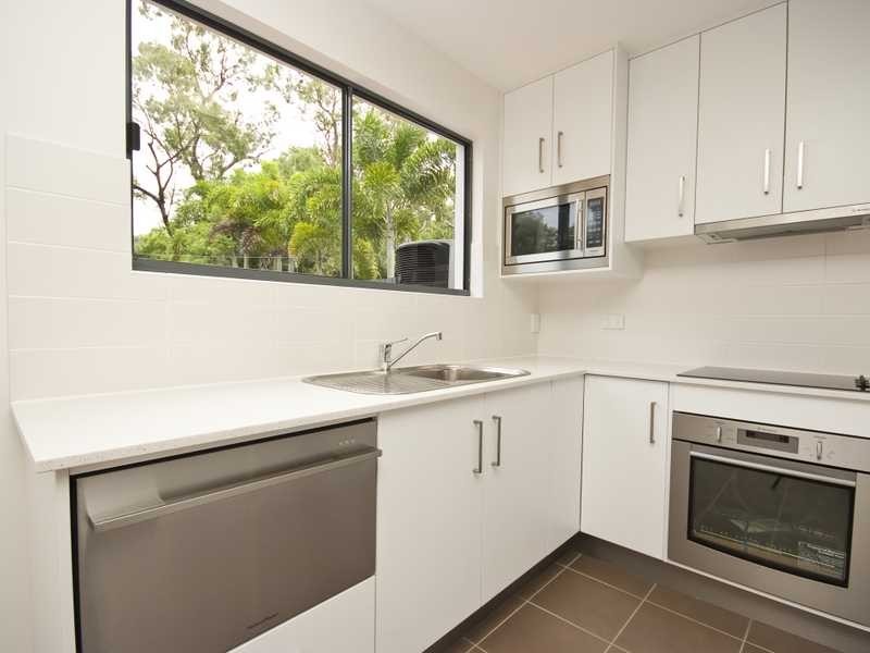 3/9 Marine Parade, Magnetic Island QLD 4819