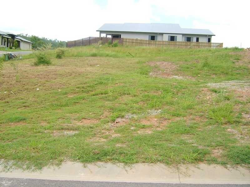 14 Outlook Crescent, Douglas QLD 4814