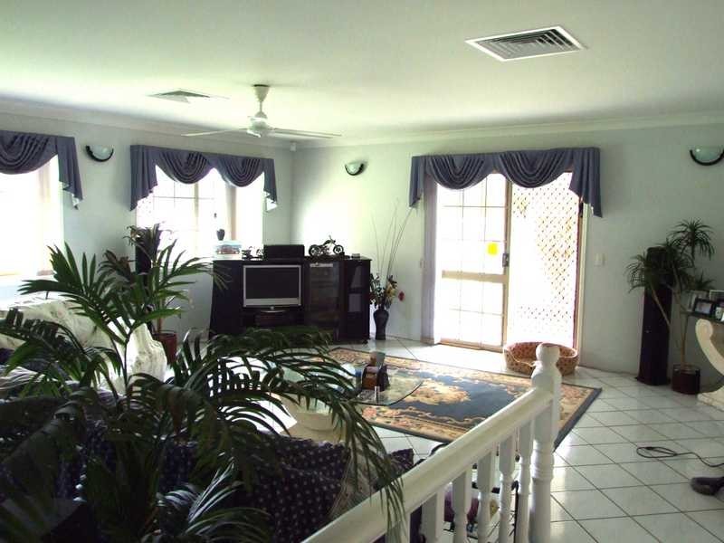 2 Balsam Street, Bushland Beach QLD 4818