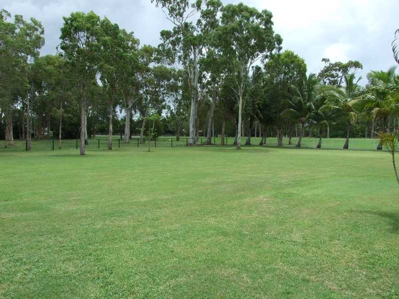 2 Balsam Street, Bushland Beach QLD 4818