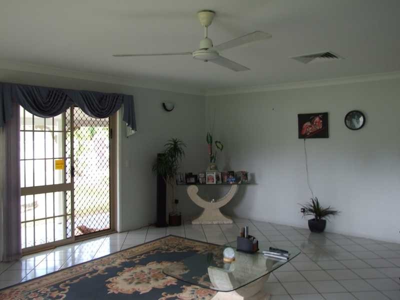 2 Balsam Street, Bushland Beach QLD 4818