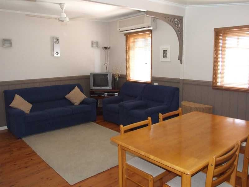 19 Plant Street, West End QLD 4810