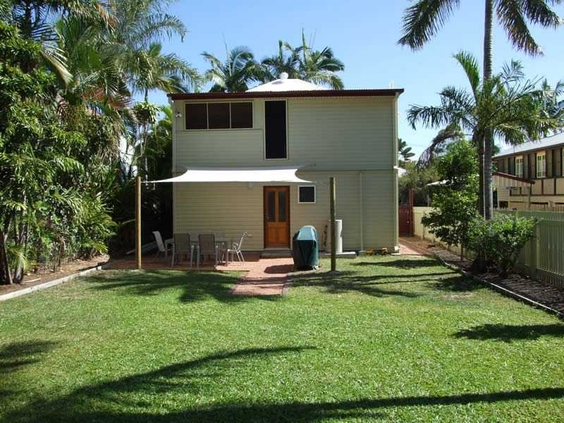 19 Plant Street, West End QLD 4810