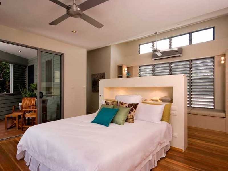 4 Muller Street, Palm Cove QLD 4879