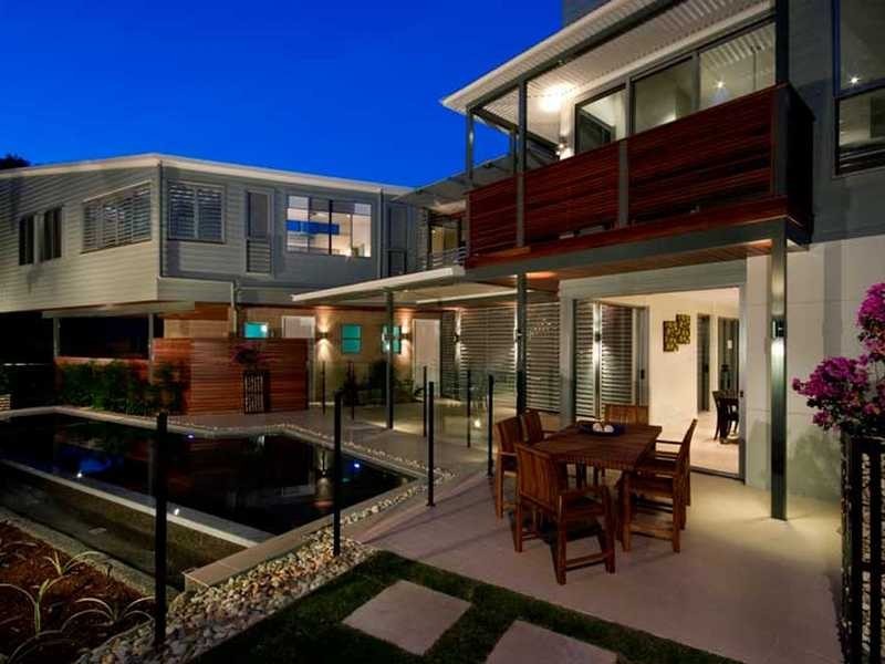 4 Muller Street, Palm Cove QLD 4879