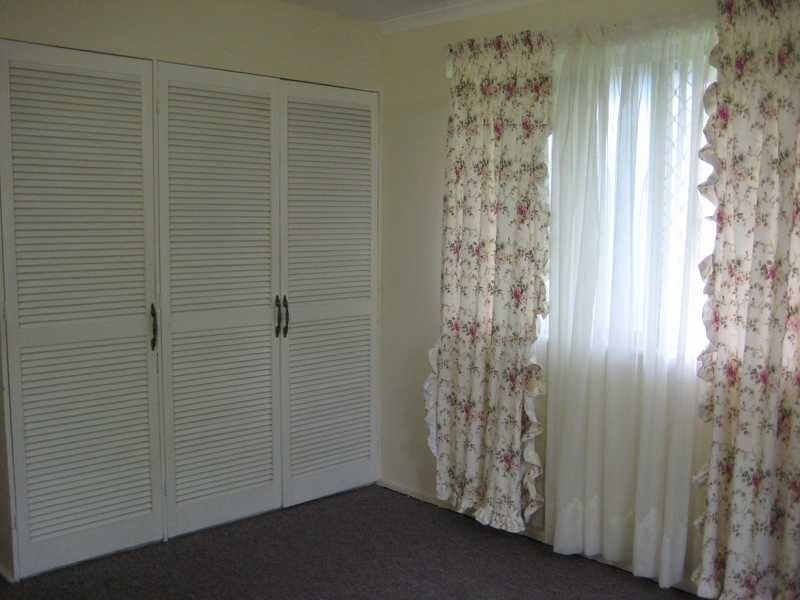 11 Coates Street, Mount Louisa QLD 4814