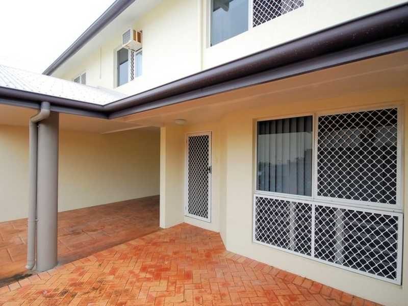 Unit 4/76 Mitchell Street, North Ward QLD 4810