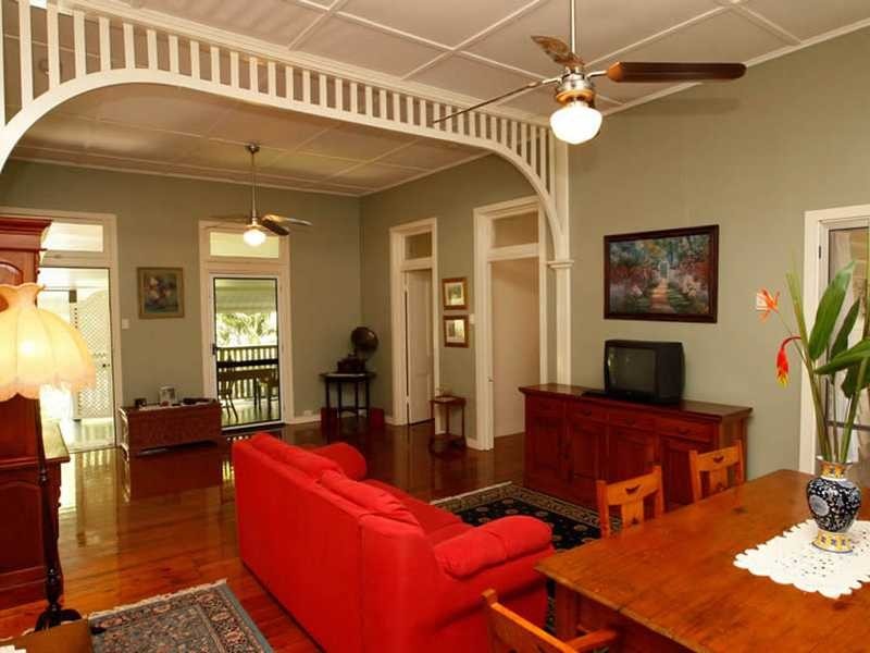 12 Haughton Street, Mundingburra QLD 4812