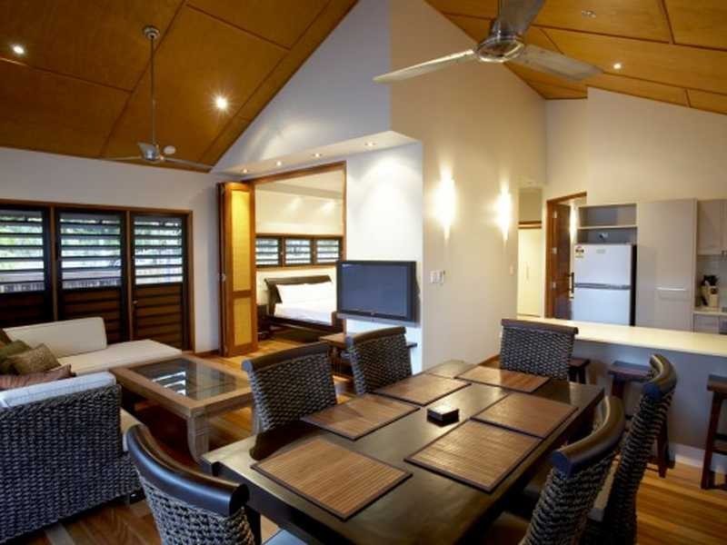 10/9 The Esplanade NELLY BAY, Magnetic Island QLD 4819
