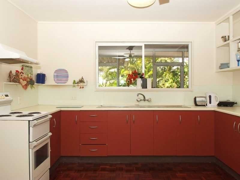 18 Yule Street, Magnetic Island QLD 4819