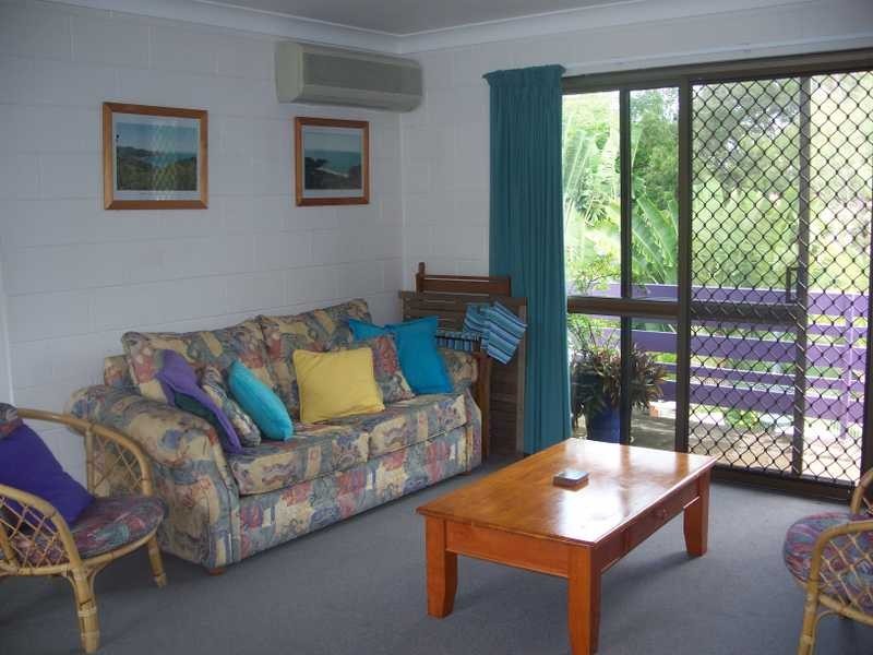 4/2 Endeavour Road, Magnetic Island QLD 4819