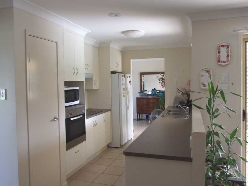 26 Donostia Crescent, Bushland Beach QLD 4818