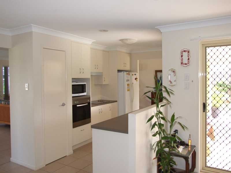 26 Donostia Crescent, Bushland Beach QLD 4818