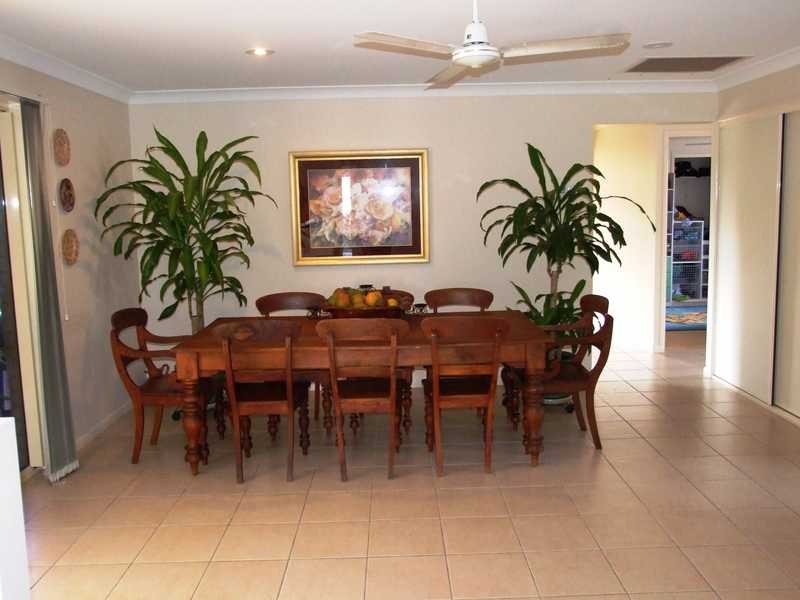 26 Donostia Crescent, Bushland Beach QLD 4818