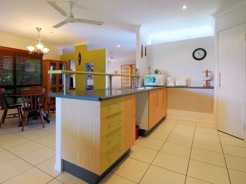 31 Warbler Crescent, Douglas QLD 4814