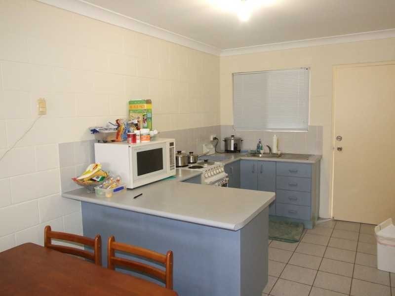 Unit 1/28 Henry Street, West End QLD 4810