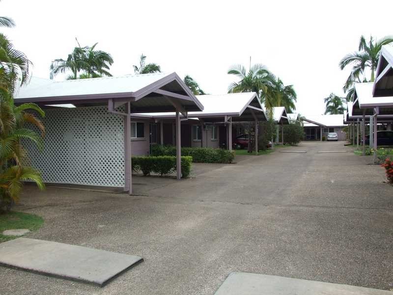 Unit 1/28 Henry Street, West End QLD 4810