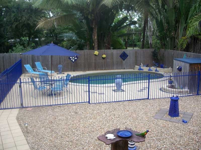 11 Winifred Street, Magnetic Island QLD 4819