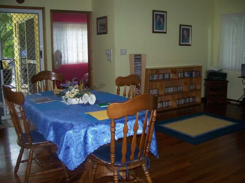 11 Winifred Street, Magnetic Island QLD 4819