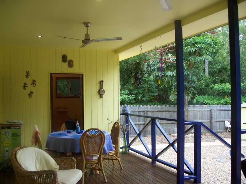 11 Winifred Street, Magnetic Island QLD 4819