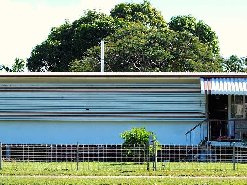 32-36 Percy Street, West End QLD 4810