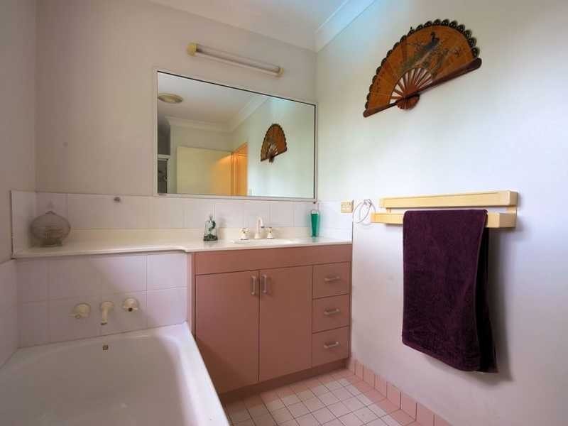 Unit 10/4 Cheyne Street, Pimlico QLD 4812