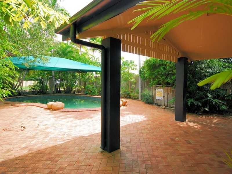 Unit 10/4 Cheyne Street, Pimlico QLD 4812